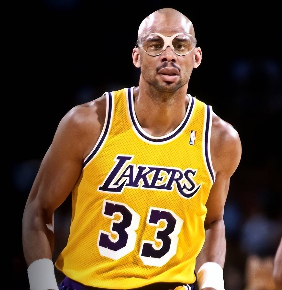 官方：波多尔斯基收购扎布热矿工8.3%股份，成为第二大股东（官宣：波多尔斯基入股扎布热矿工8.3%，跃居第二大股东）