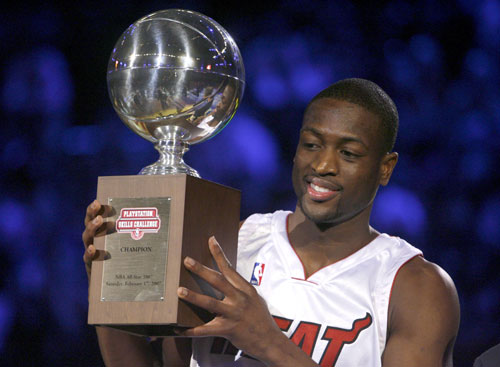 德天空：拜仁看上安德莱赫特17岁中场德卡特（德国天空体育：拜仁相中安德莱赫特17岁中场德卡特）