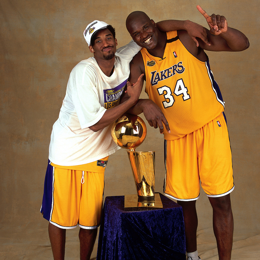 小孔塞桑被换下情绪激动不是因为斯帕莱蒂，是因摄影师险些绊倒他（小孔塞桑被换下情绪激动，因摄影师差点绊倒他而非斯帕莱蒂）